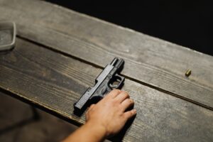 gun 
